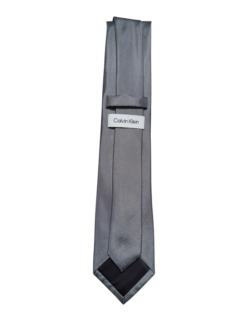Corbata Ck regular de seda estampado liso para hombre