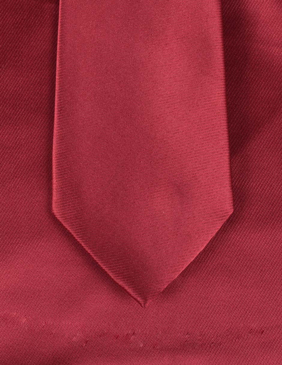 Set de corbata y pañuelo regular de seda para hombre 3